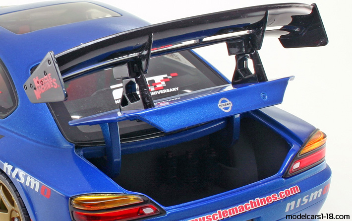 1999 - Nissan Silvia (S15) ERTL 1/18 (Blau / Grau) Kofferraum / Klappbare Scheinwerfer