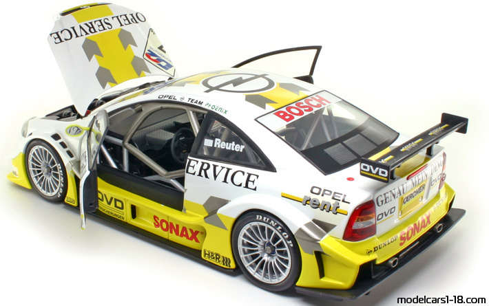 2000 - Opel Astra V8 DTM Action Collectibles 1/18 (Weiß / Gelb) Zu öffnende Teile