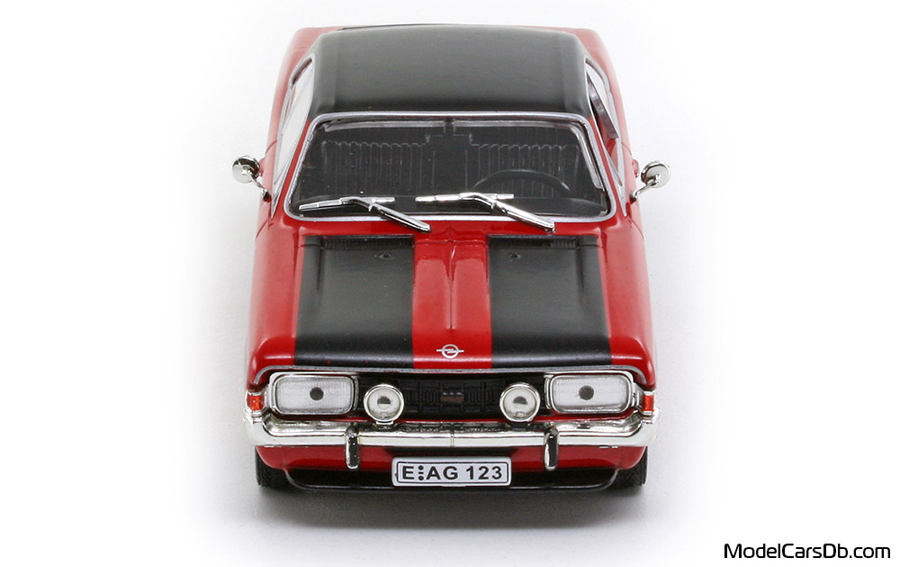 1970 - Opel Commodore GS/E DeAgostini 1/43 (Rot / Schwarz) Front