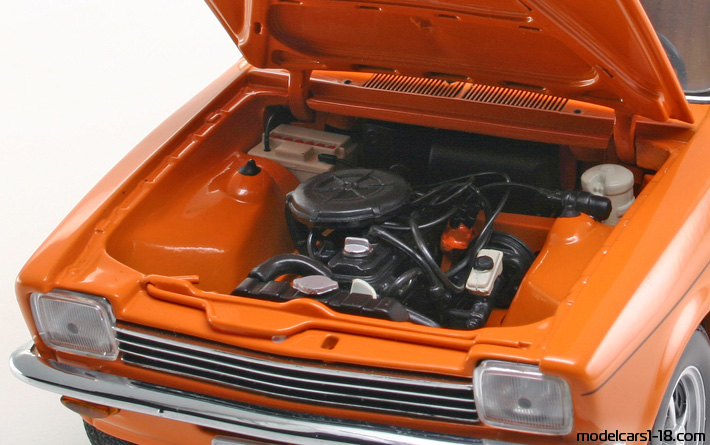 1976 - Opel Kadett C Coupe Minichamps 1/18 (Orange) Motor
