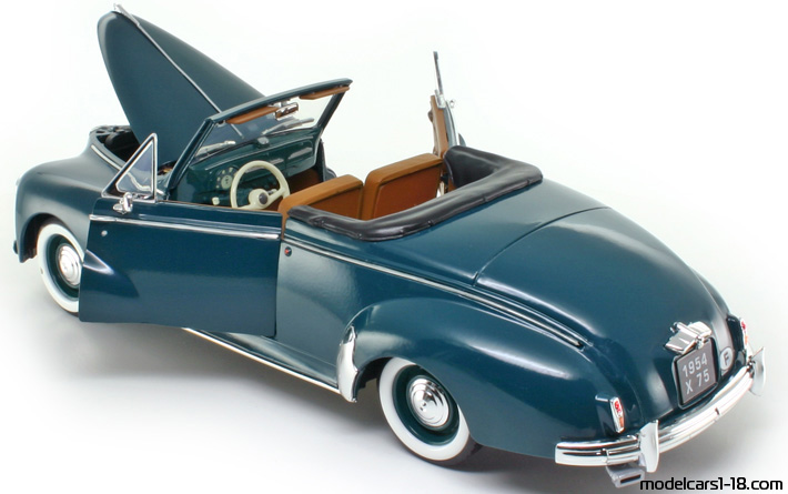 1954 - Peugeot 203 Solido 1/18 (Grün) Zu öffnende Teile