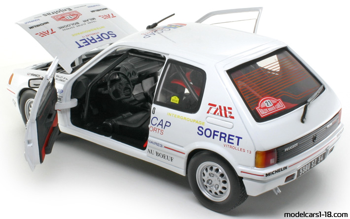 1983 - Peugeot 205 GTI Rallye Solido 1/18 (Weiß) Zu öffnende Teile