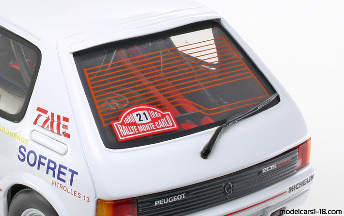 1983 - Peugeot 205 GTI Rallye Solido 1/18 (Weiß) Kofferraum / Klappbare Scheinwerfer
