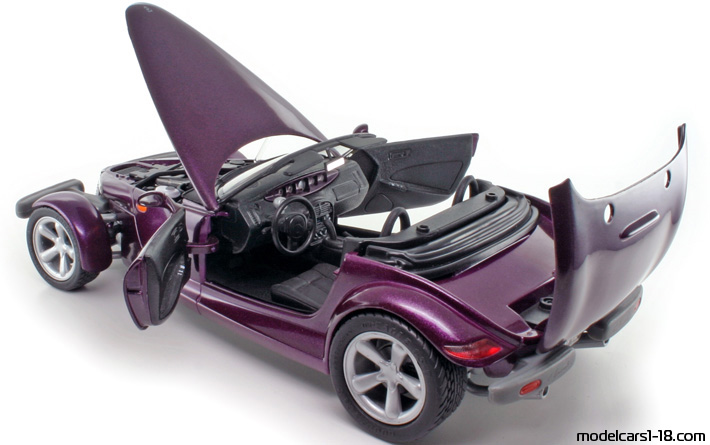 1997 - Plymouth Prowler Anson 1/18 (Lila) Zu öffnende Teile