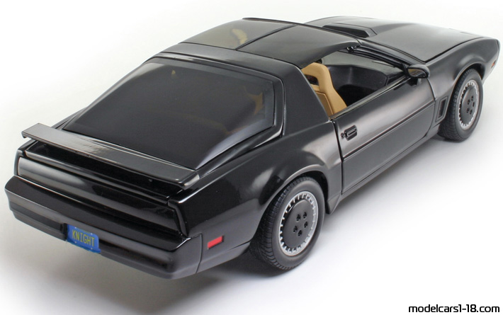 1982 - Pontiac Firebird Trans Am (Knight Rider) ERTL 1/18 (Schwarz) Hinten rechte seite