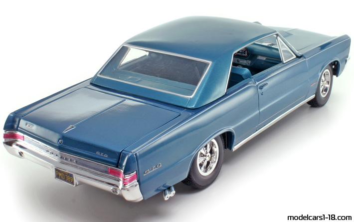 1965 - Pontiac GTO Maisto 1/18 (Blau) Hinten rechte seite