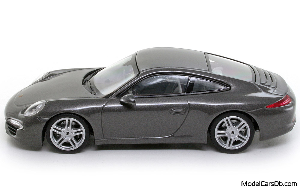 2011 - Porsche 911 Carrera (991) Minichamps 1/43 (Grau) Seite