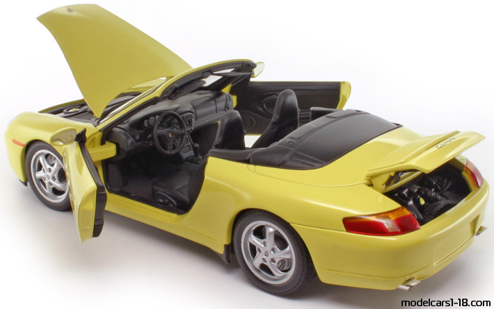 1997 - Porsche 911 Carrera (996) UT 1/18 (Gelb) Zu öffnende Teile