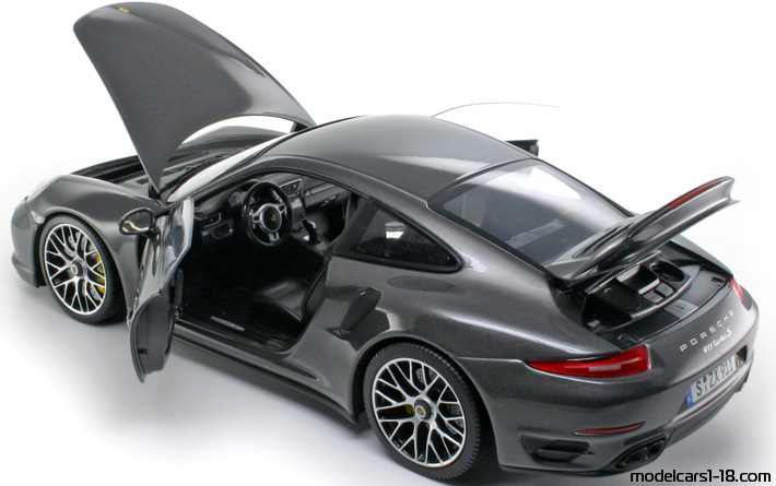 2013 - Porsche 911 Turbo S (991) Minichamps 1/18 (Grau) Zu öffnende Teile