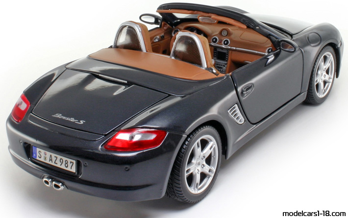 2009 - Porsche Boxster S (987) Maisto 1/18 (Schwarz) Hinten rechte seite