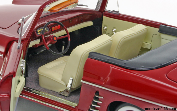 1959 - Renault Floride Norev 1/18 (Rot) Innenraum Armaturenbrett