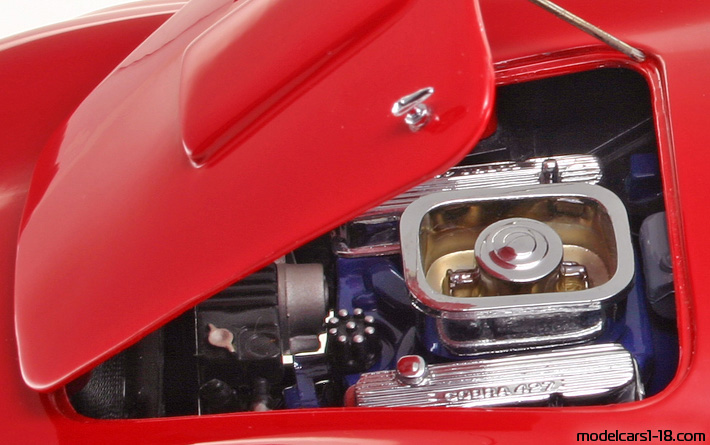 1964 - Shelby Cobra 427 S/C Kyosho 1/18 (Rot) Motor