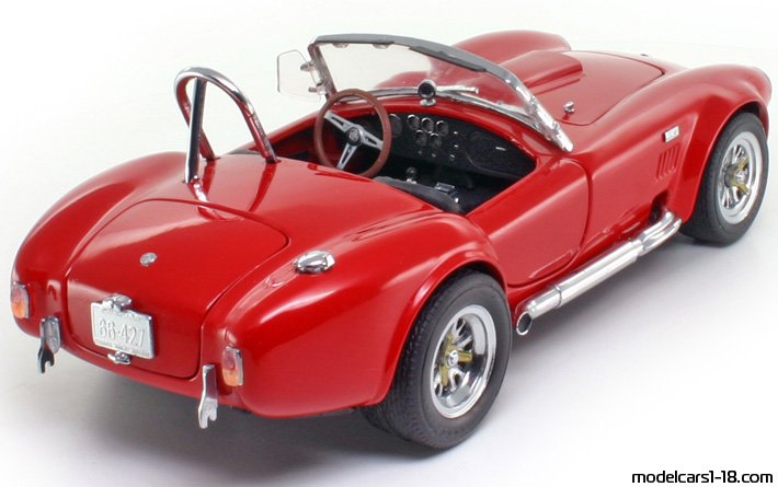1964 - Shelby Cobra 427 S/C Revell 1/20 (Rot) Hinten rechte seite
