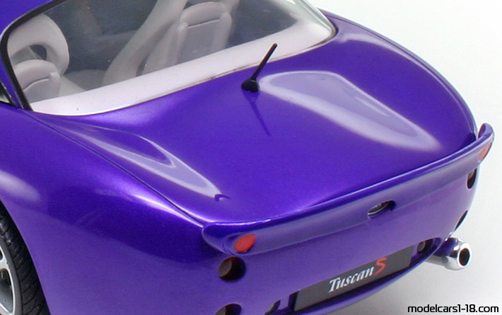2000 - TVR Tuscan S Jadi 1/18 (Lila) Kofferraum / Klappbare Scheinwerfer