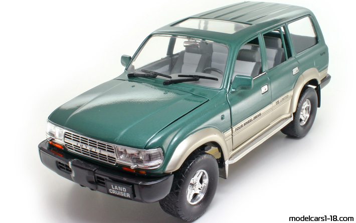 1992 - Toyota Land Cruiser FJ 80G Road Tough 1/18 (Grün / Silber) Vorne linke Seite