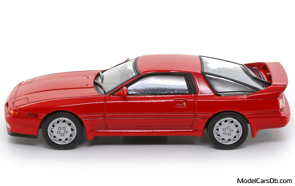 1988 - Toyota Supra 3.0 GT Turbo Norev 1/43 (Rot) Seite
