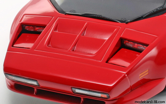 1991 - Vector W8 Twin Turbo Ricko 1/18 (Rot) Kofferraum / Klappbare Scheinwerfer