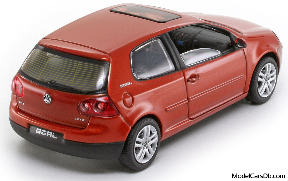 2006 - Volkswagen Golf 2.0 DTI Schuco 1/43 (Rot) Hinten rechte seite