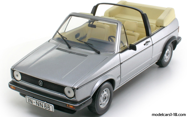1974 - Volkswagen Golf Chrono 1/18 (Silber) Vorne linke Seite