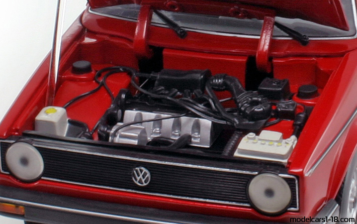 1974 - Volkswagen Golf Chrono 1/18 (Rot) Motor