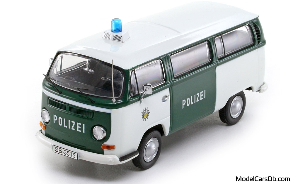 1967 - Volkswagen T2a Bus Schuco 1/43 (Weiß / Grün) Vorne linke Seite