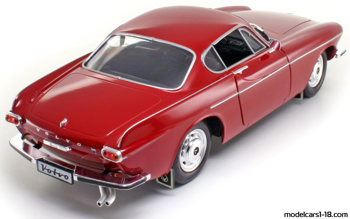 1967 - Volvo P1800 S Revell 1/18 (Rot) Hinten rechte seite