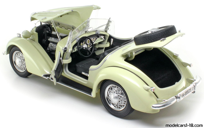 1936 - Wanderer W25K Ricko 1/18 (Weiß) Zu öffnende Teile