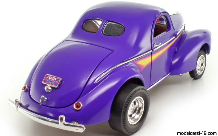1941 - Willys Americar Road Legends 1/18 (Lila / Gelb) Hinten rechte seite