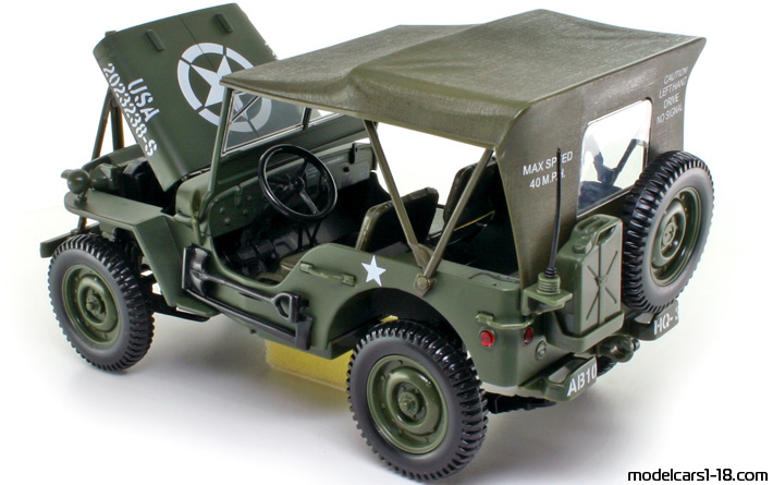 1942 - Willys Jeep Solido 1/18 (Braun) Zu öffnende Teile