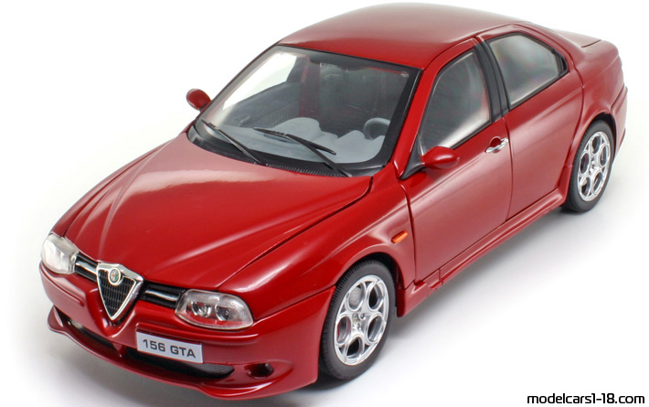 2002 - Alfa Romeo 156 GTA Ricko 1/18 - Front left side