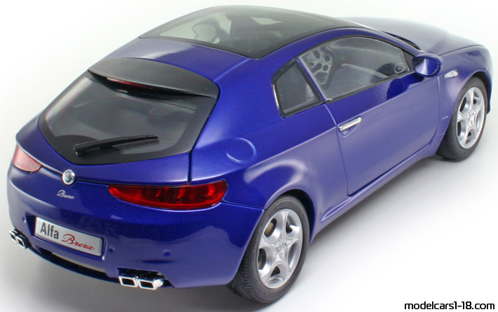 2005 - Alfa Romeo Brera Norev 1/18 (Blue) Rear right side