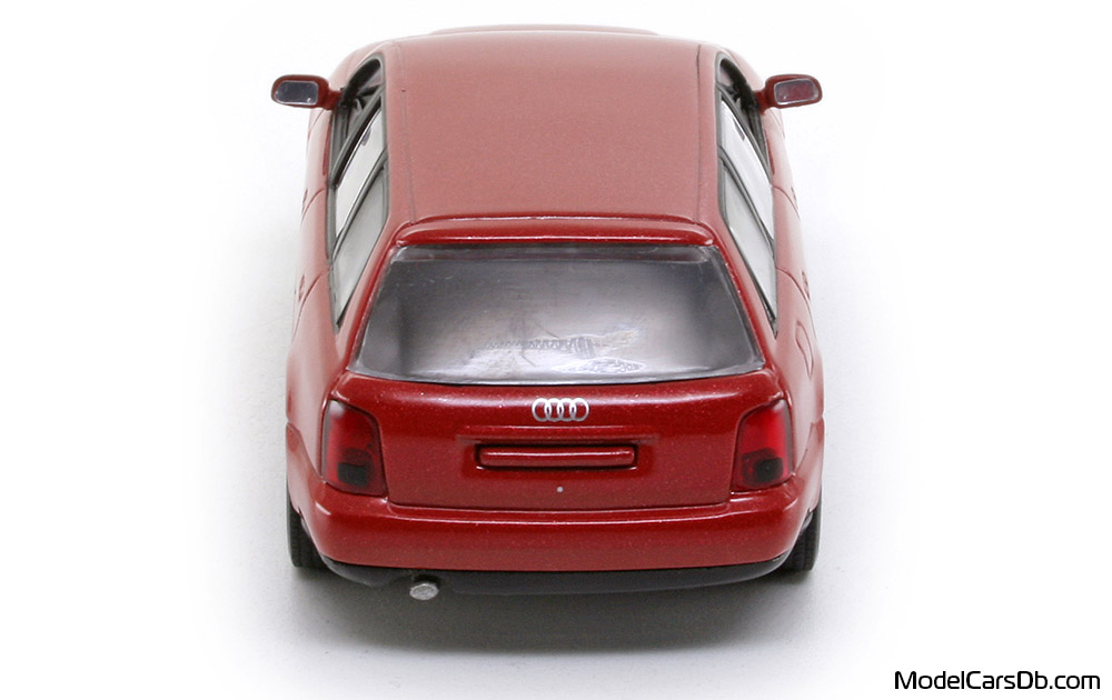 1996 - Audi A4 Avant (B5) Minichamps 1/43 (Red) Rear end