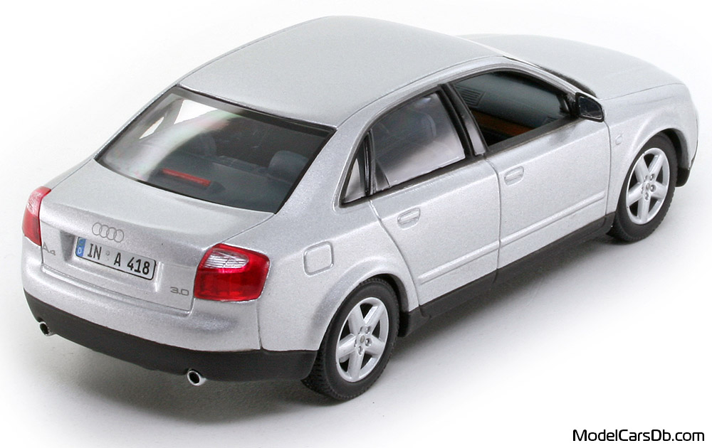 2000 - Audi A4 (B6) Minichamps 1/43 (Silver) Rear right side