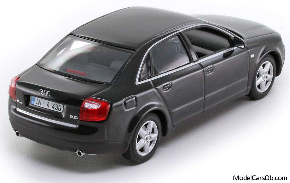 2000 - Audi A4 (B6) Minichamps 1/43 (Schwarz) Hinten rechte seite