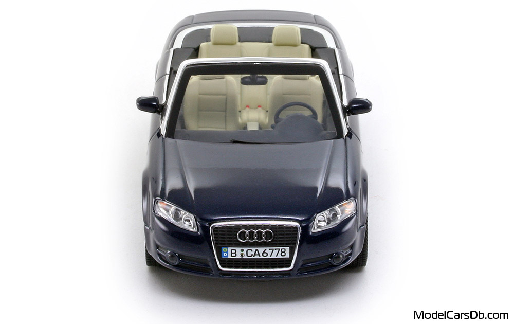 2006 - Audi A4 Cabriolet (B7) Norev 1/43 (Blue) Front end