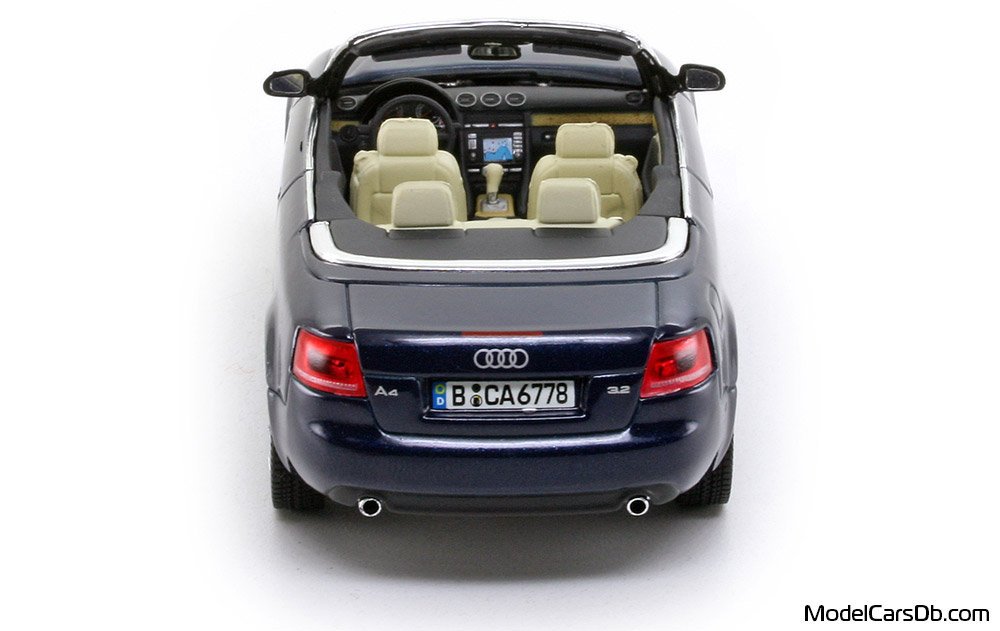 2006 - Audi A4 Cabriolet (B7) Norev 1/43 (Blue) Rear end