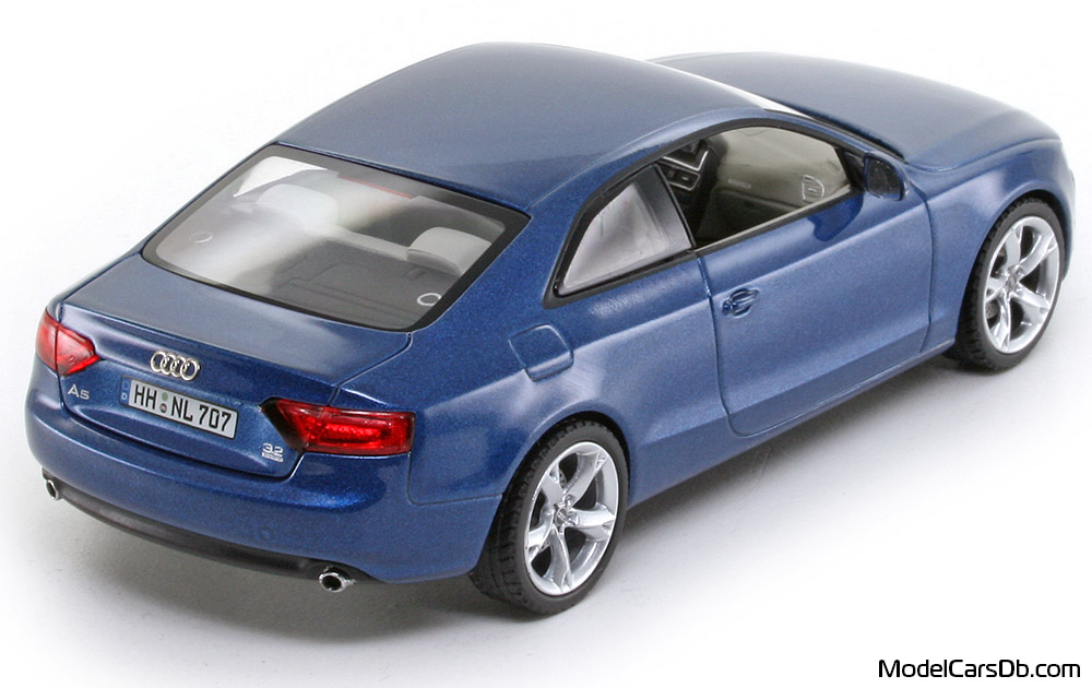 2007 - Audi A5 (8T) Schuco 1/43 (Синий) Задняя правая сторона