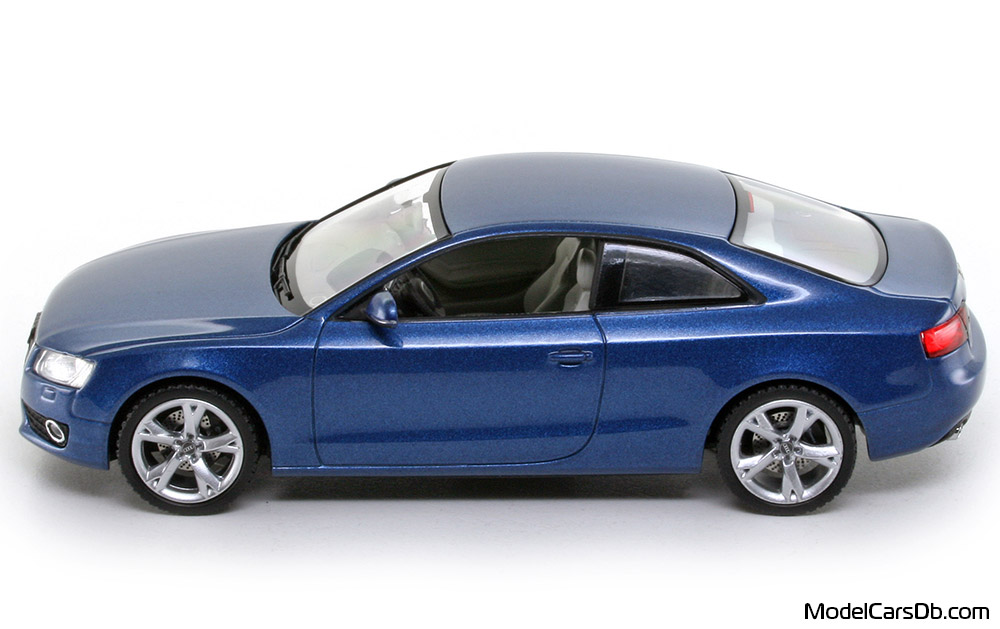 2007 - Audi A5 (8T) Schuco 1/43 (Синий) Сторона