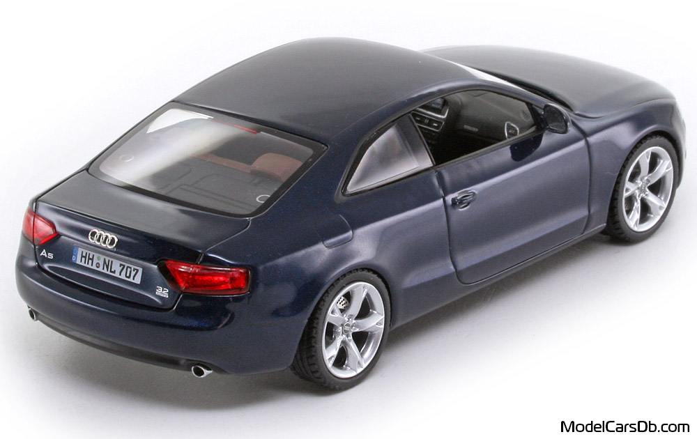 2007 - Audi A5 (8T) Schuco 1/43 (Blau) Hinten rechte seite