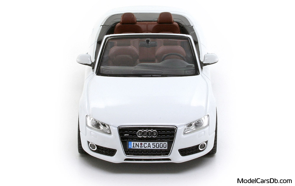 2008 - Audi A5 Cabriolet (8F) Schuco 1/43 (White) Front end