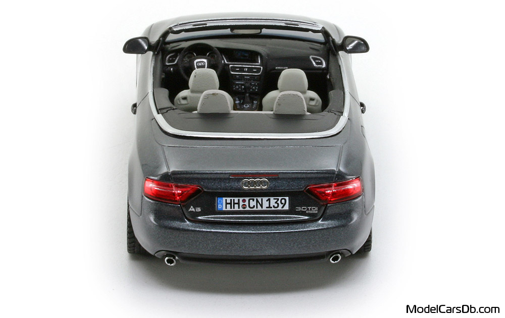 2008 - Audi A5 Cabriolet (8F) Schuco 1/43 (Blau) Heck