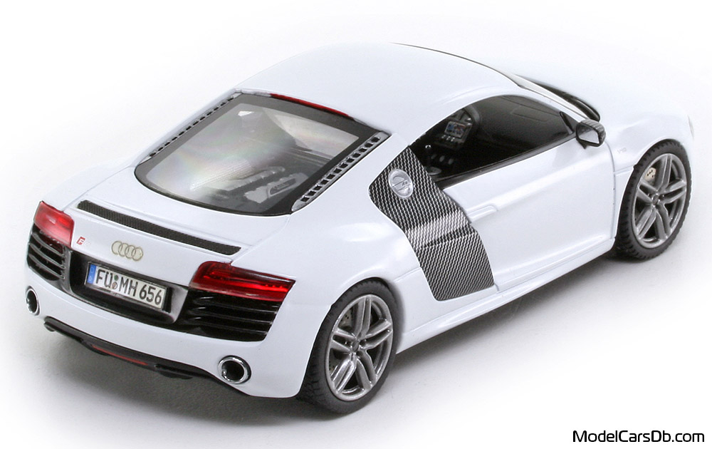 2012 - Audi R8 (42) Schuco 1/43 (White / Серый ) Задняя правая сторона