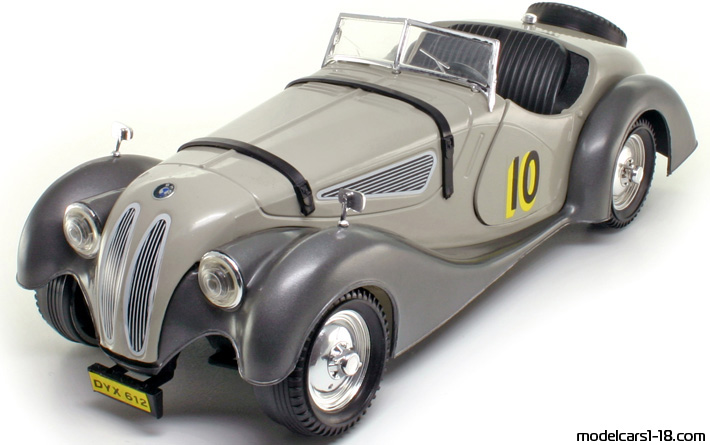 1936 - BMW 328 Polistil 1/16 - Vorne linke Seite