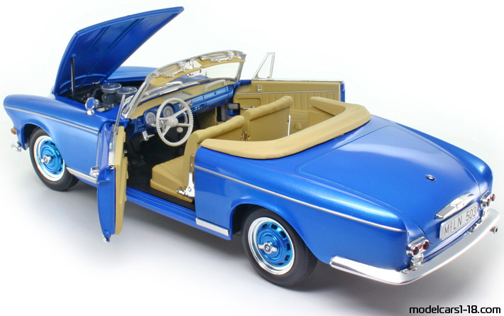 1956 - BMW 503 Revell 1/18 (Blau) Zu öffnende Teile