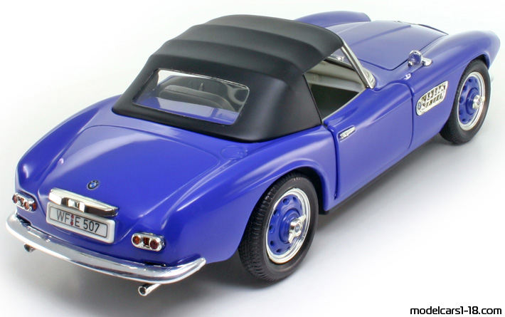 1956 - BMW 507 Revell 1/18 (Blau) Hinten rechte seite