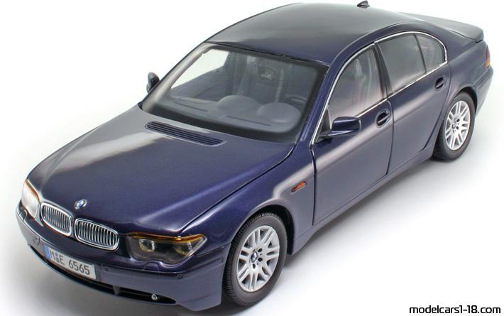 2002 - BMW 745i (E65) Kyosho 1/18 - Vorne linke Seite