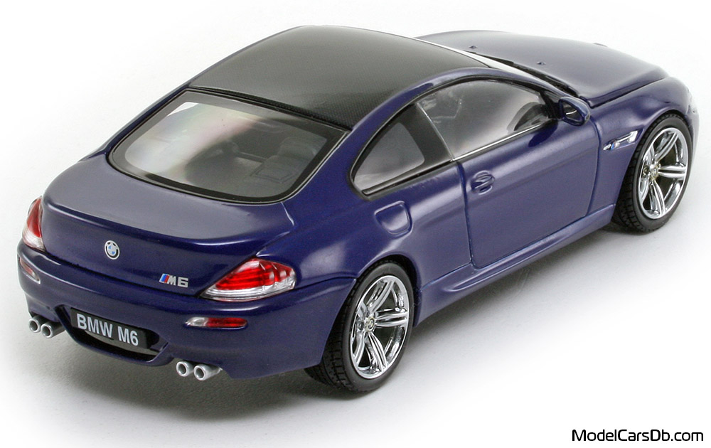2005 - BMW M6 (E63) Kyosho 1/43 (Blue) Rear right side