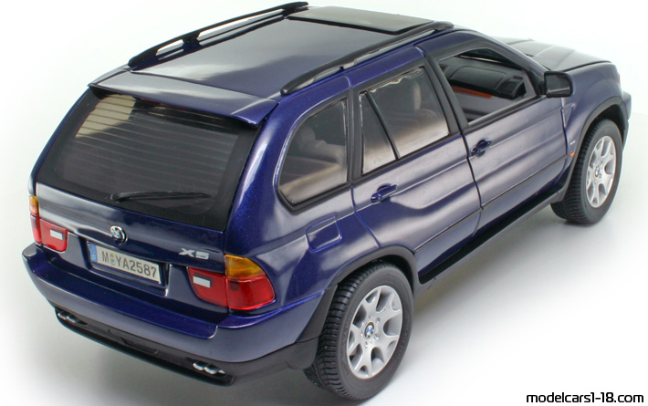 1999 - BMW X5 (E53) Anson 1/18 (Blau) Hinten rechte seite