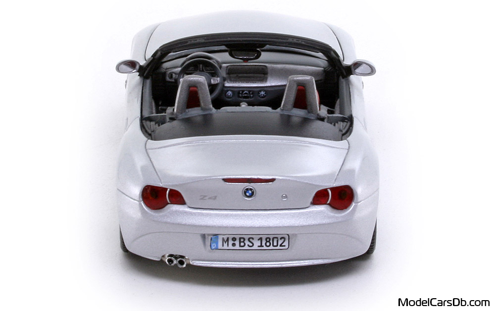 2002 - BMW Z4 (E85) Minichamps 1/43 (Silber) Heck