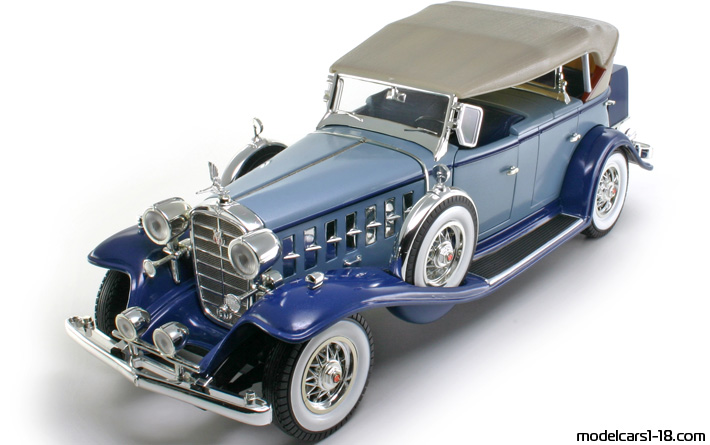 1932 - Cadillac V-16 Dual Crown Phaeton Anson 1/18 - Vorne linke Seite